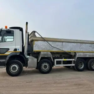 DAF TRUCKS CF 450 FAD Tipper 2021 - Image 4