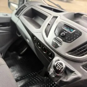 Ford Transit 350 2016 ( 66 ) RWD Double cab dropside flatbed - Image 12