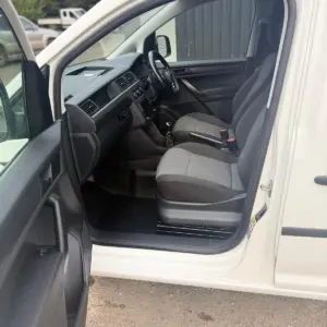 Volkswagen Caddy Maxi 2019 service history - Image 16