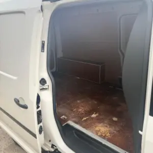 Volkswagen Caddy Maxi 2019 service history - Image 10