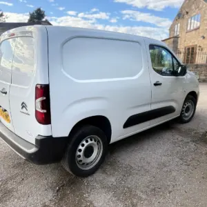 CITROEN BERLINGO 2022 ( 72 ) M DIESEL 1.5 BlueHDi 1000Kg Enterprise Ed 100ps - Image 9