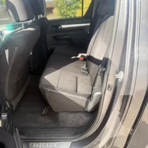Toyota Hilux Invincible D/cab pick up 2.4 D-4D Auto 2022 ( 72 ) - Image 18