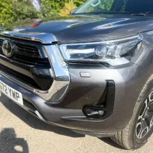 Toyota Hilux Invincible D/cab pick up 2.4 D-4D Auto 2022 ( 72 ) - Image 8
