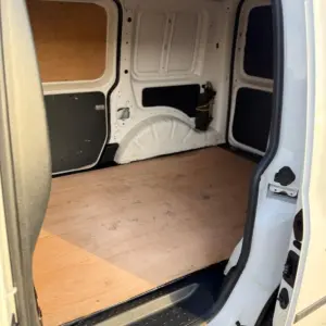 Volkswagen Caddy tdi 2017 - Image 11