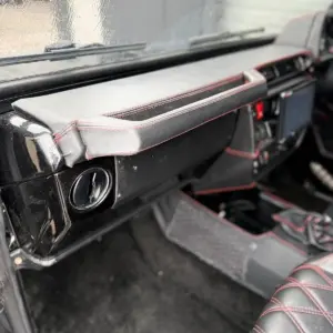 Mercedes-Benz G Wagon 300 1987 CLASSIC CAR VINTAGE - Image 13