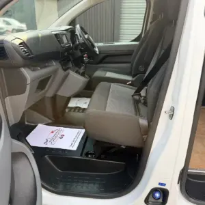 Vauxhall Vivaro 2022 - Image 14