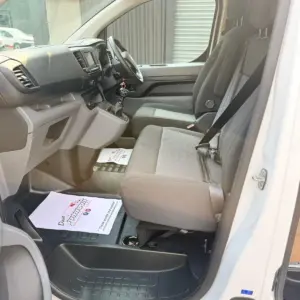 Vauxhall Vivaro 2022 - Image 15