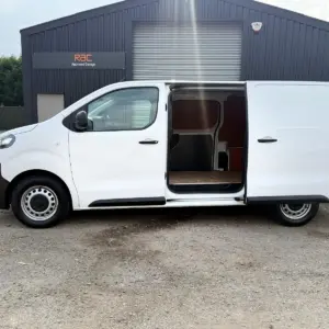 Vauxhall Vivaro 2022 - Image 17