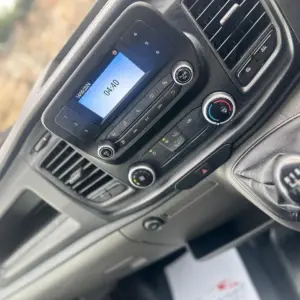 FORD TRANSIT 350 L4 DIESEL RWD 2.0 EcoBlue 130ps Leader Premium Dropside - Image 13