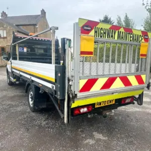 FORD TRANSIT 350 L4 DIESEL RWD 2.0 EcoBlue 130ps Leader Premium Dropside - Image 4