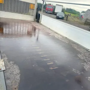 FORD TRANSIT 350 L4 DIESEL RWD 2.0 EcoBlue 130ps Leader Premium Dropside - Image 10