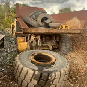 Komatsu Dumptruck HM 300 / 2 2006 - Image 22