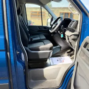 Volkswagen Crafter 2021 H3 L2 Blue - Image 11