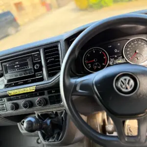Volkswagen Crafter 2021 H3 L2 Blue - Image 17