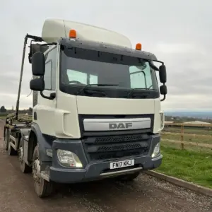 Daf CF 440 skip lorry hook loader - Image 8