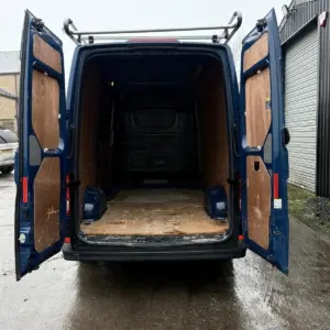 Volkswagen Crafter 2018 H3 L2 Blue - Image 14