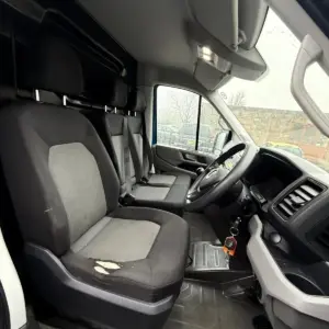 Volkswagen Crafter 2018 H3 L2 Blue - Image 19