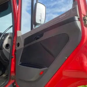 2018 DAF TRUCKS CF 8x4 Tipper 85.410 - Image 11