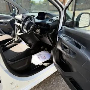 Peugeot Partner 2020 - Image 17