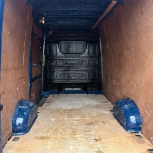 Volkswagen Crafter 2018 H3 L2 Blue - Image 13