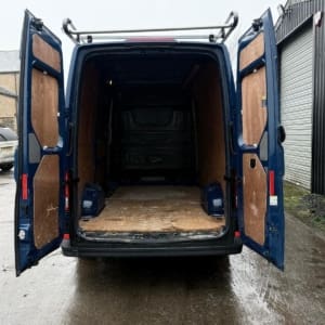 Volkswagen Crafter 2018 H3 L2 Blue - Image 14
