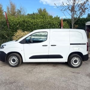 CITROEN BERLINGO 2022 ( 72 ) M DIESEL 1.5 BlueHDi 1000Kg Enterprise Ed 100ps - Image 12